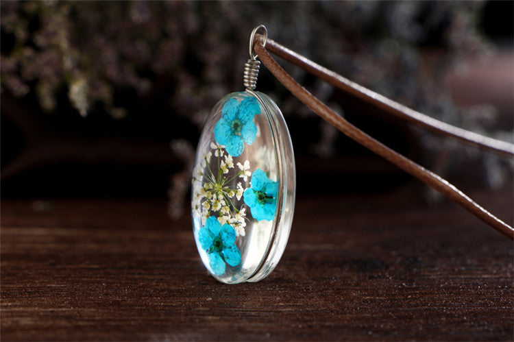 Vintage Flower Pendant Necklace