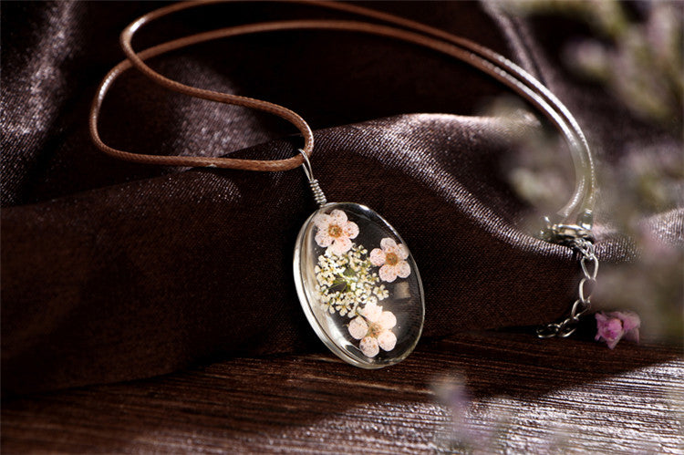 Vintage Flower Pendant Necklace