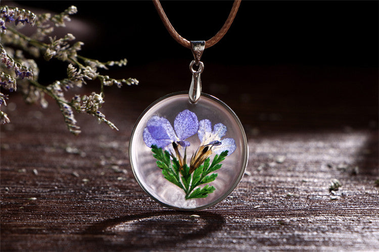 Vintage Flower Pendant Necklace