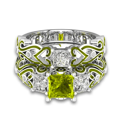August Queen Ring
