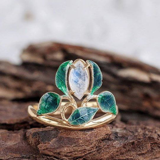 Leaf Crown Moonstone ring