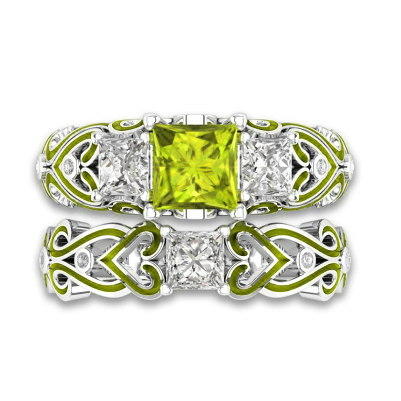 August Queen Ring