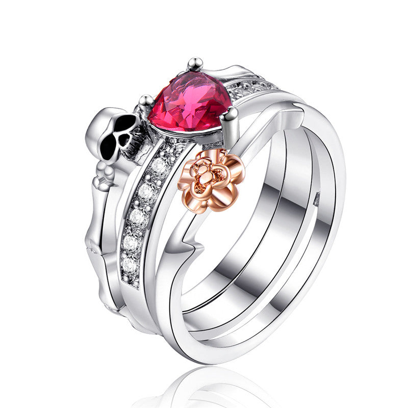 Luxurious Skull Ring