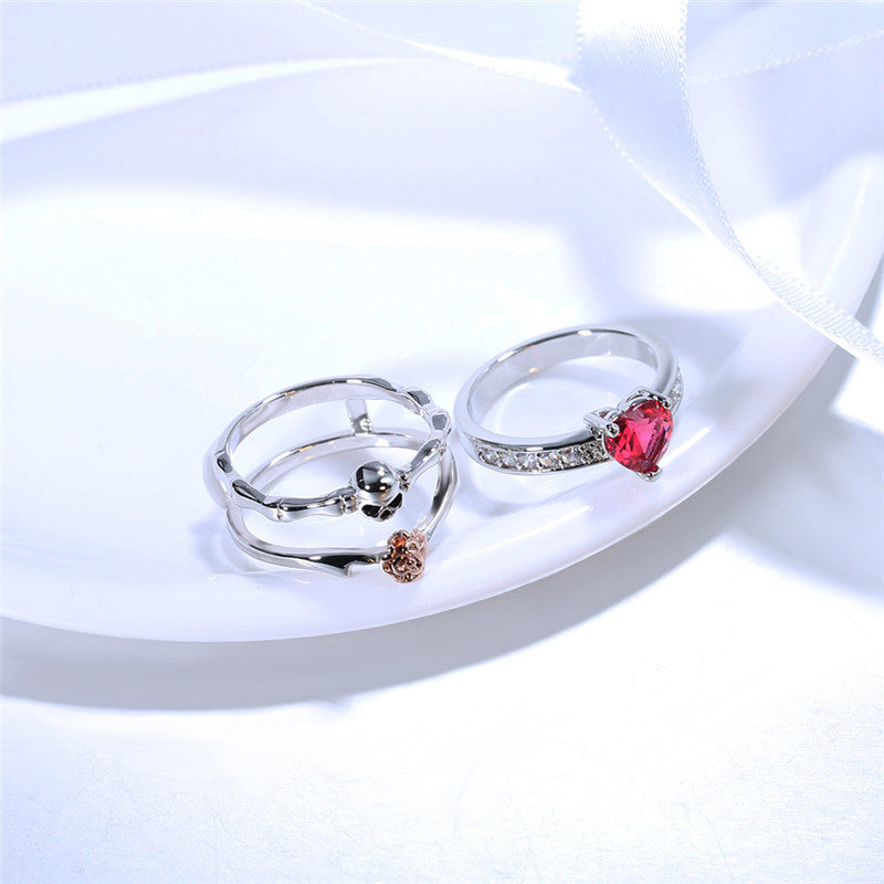 Luxurious Skull Ring
