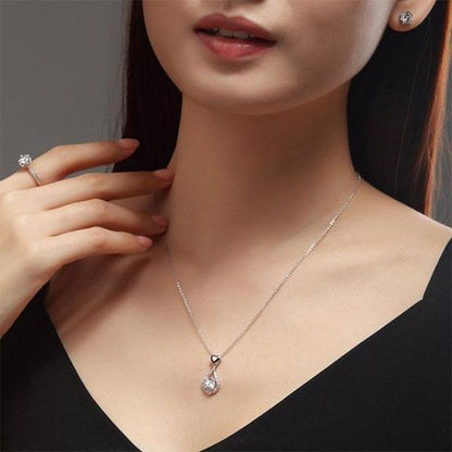 Twinkling Heart Heart Pendant  (925 Sterling Silver)