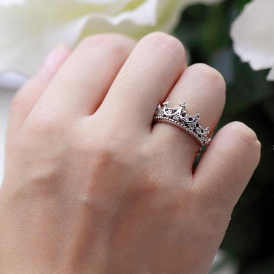Vintage Queen Crown Ring