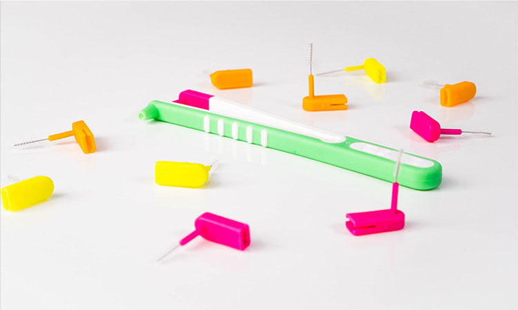 The Wingbrush: Revolution of Interdental Cleaning Set