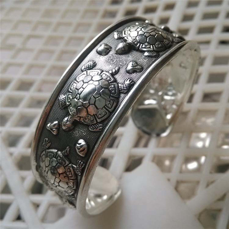 Vintage Silver Plated Adorable Turtle Bracelet