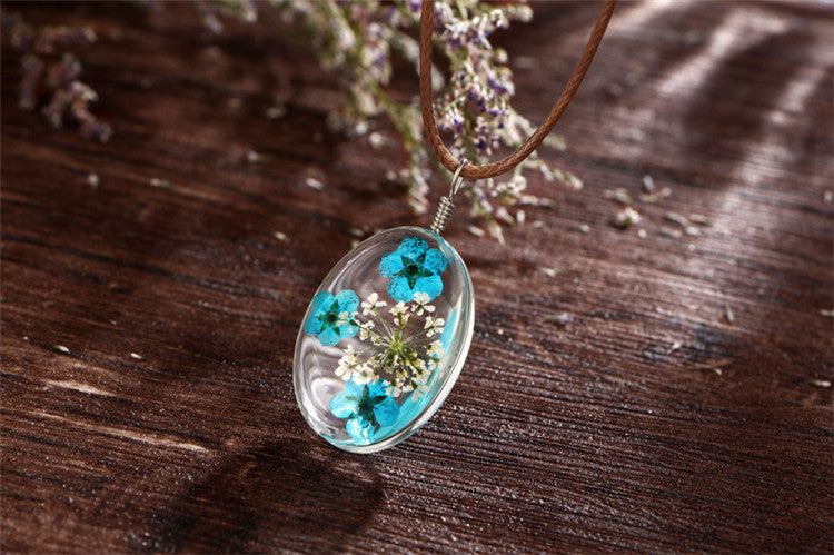 Vintage Flower Pendant Necklace