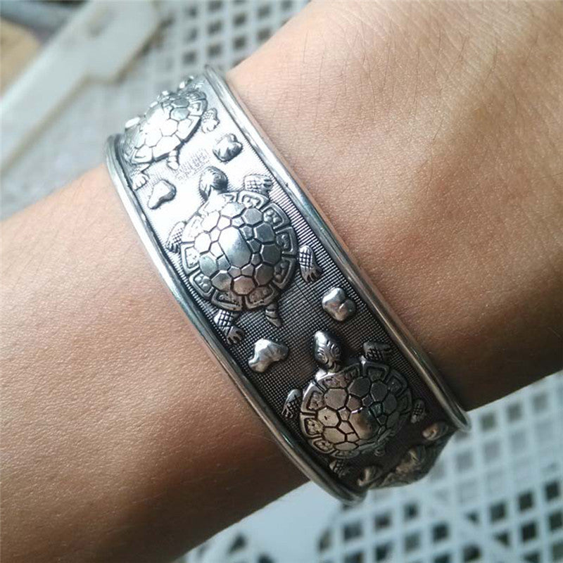 Vintage Silver Plated Adorable Turtle Bracelet