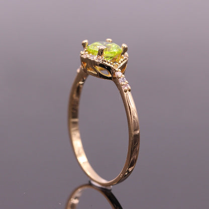 August Birthstone & Gold Ring