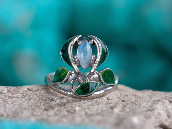 Leaf Crown Moonstone ring